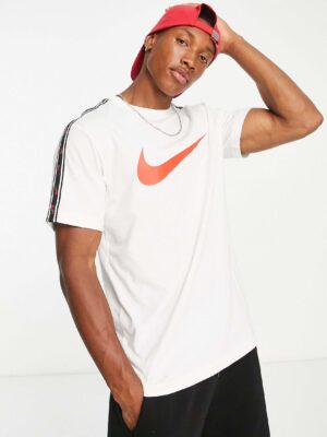 Nike Reapeat T-shirt